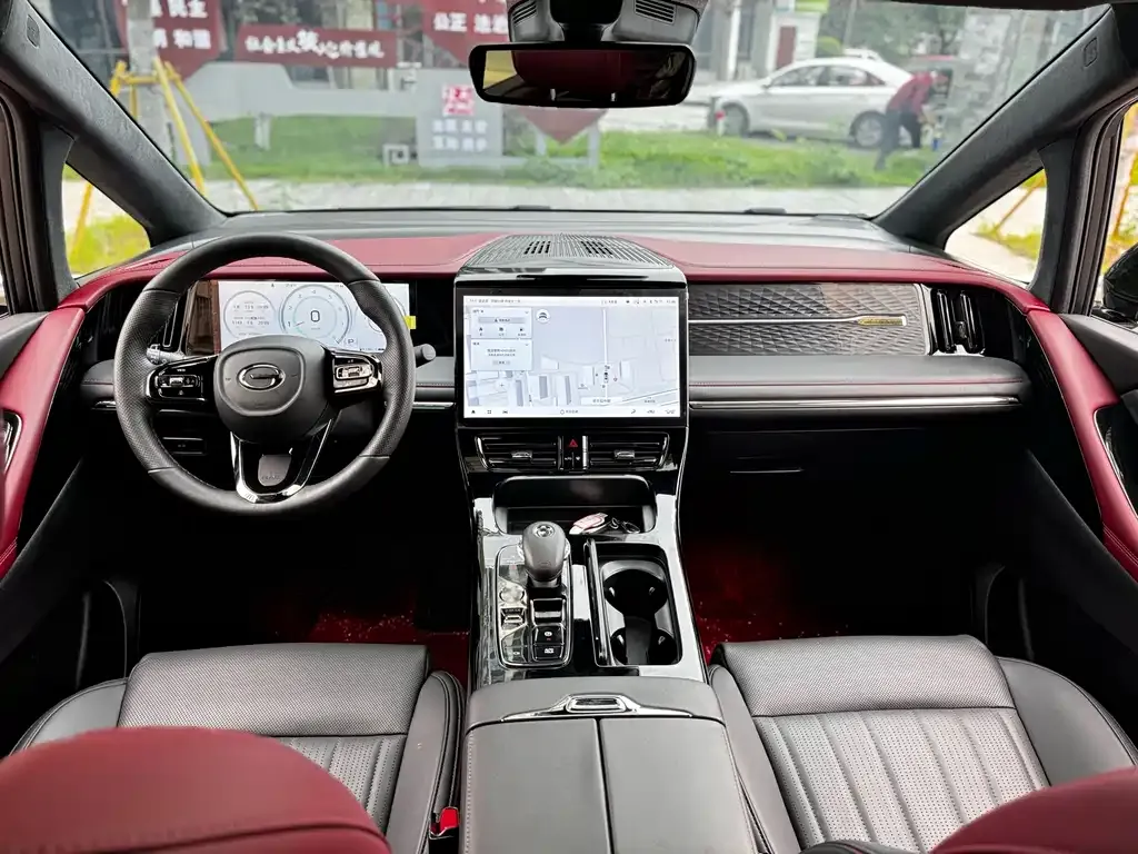 GAC Motor Trumpchi M8 — фото 3