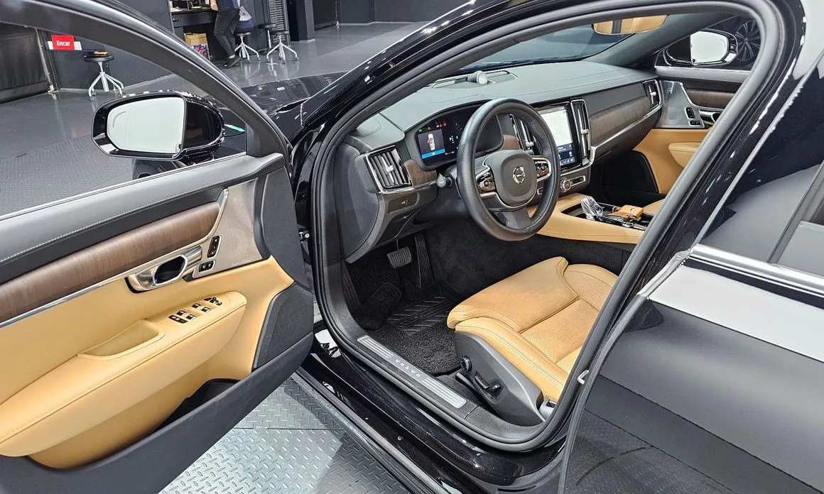 Volvo S90 2025 из KR, фото 6