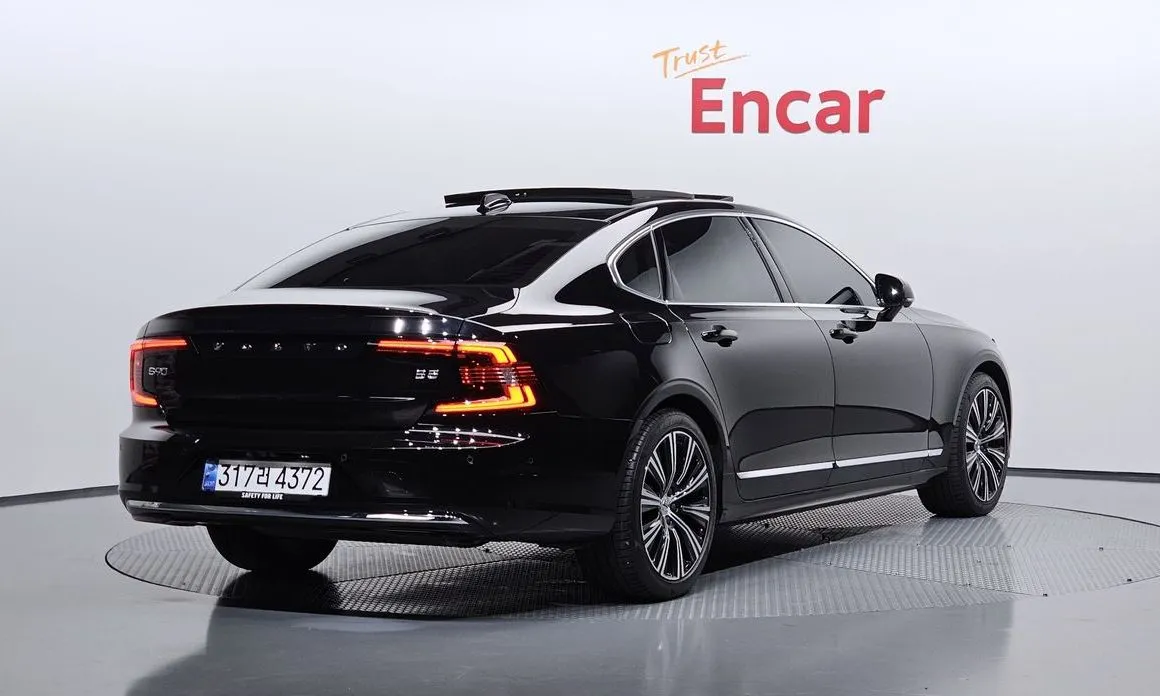 Volvo S90 2025 из KR, фото 4