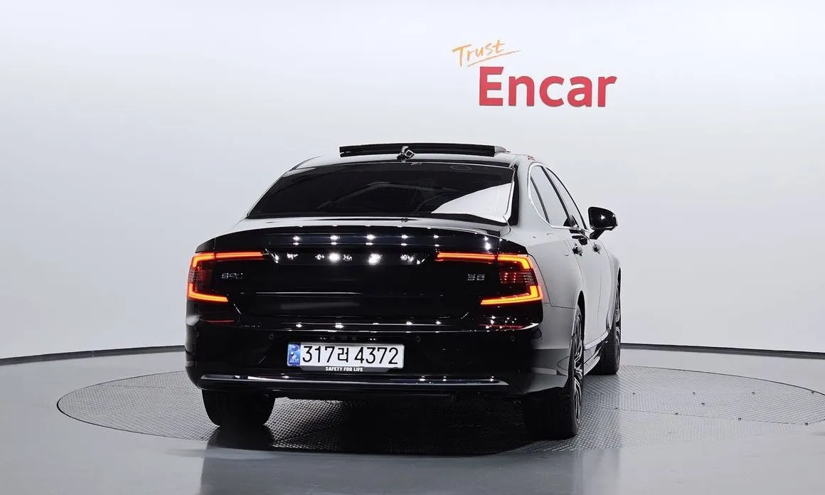 Volvo S90 2025 из KR, фото 5