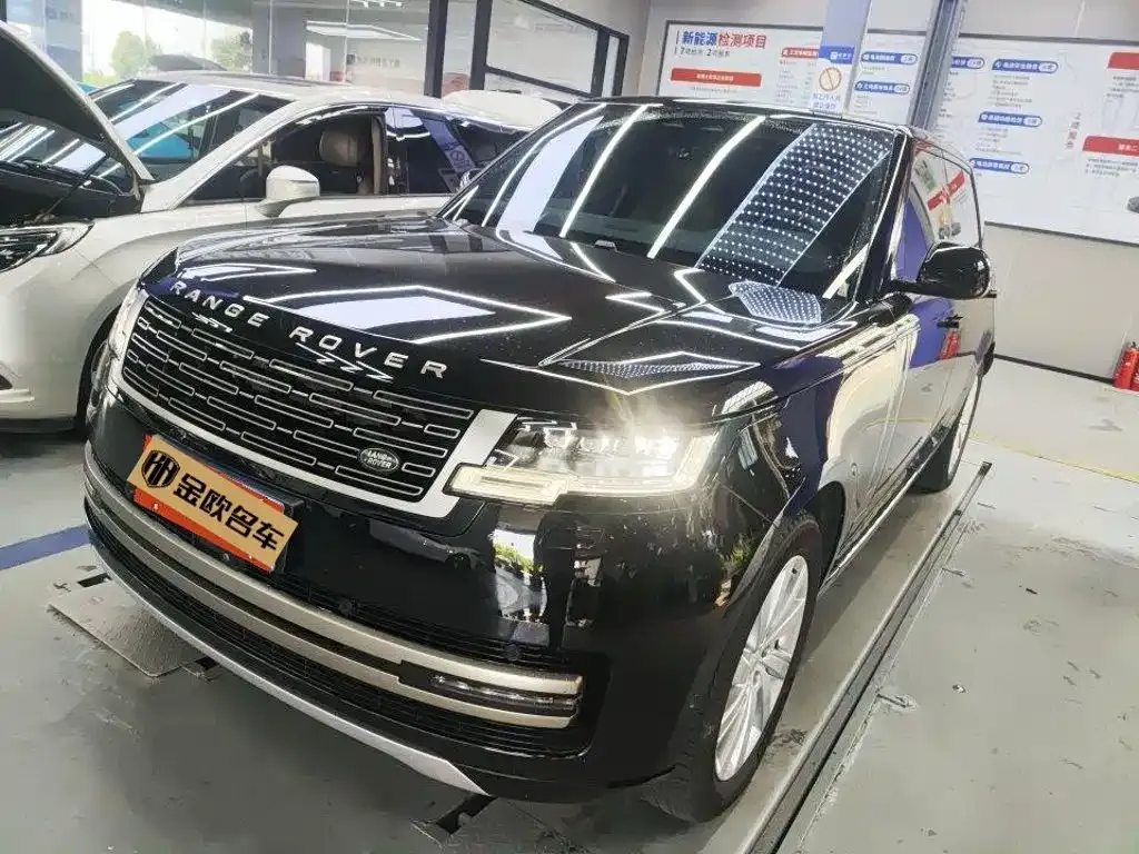 Land Rover Range Rover — фото 1