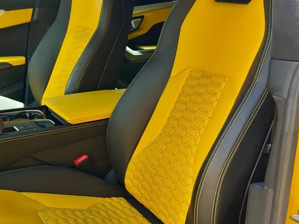 Lamborghini Urus — фото 10