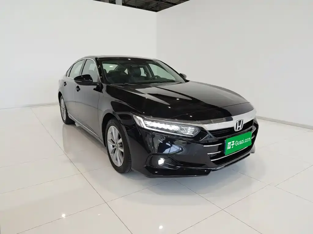 Honda Accord — фото 9