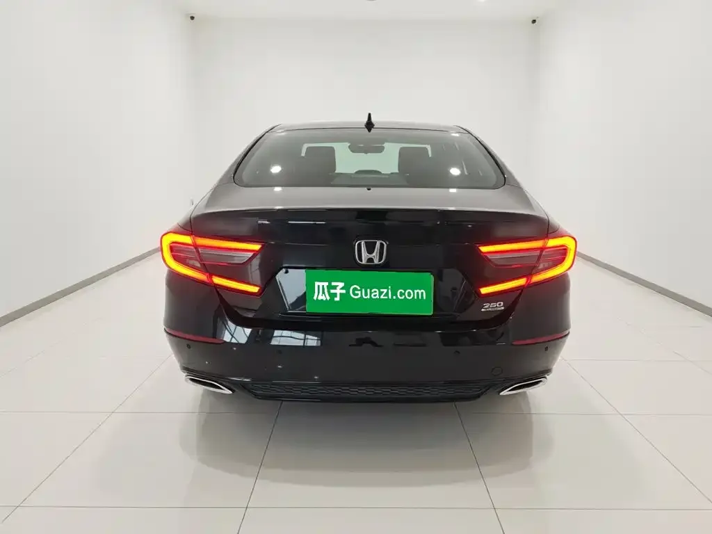 Honda Accord — фото 2