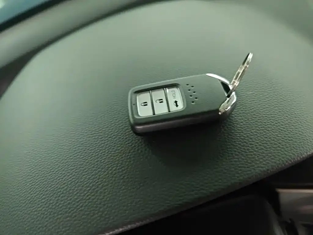Honda Accord — фото 6