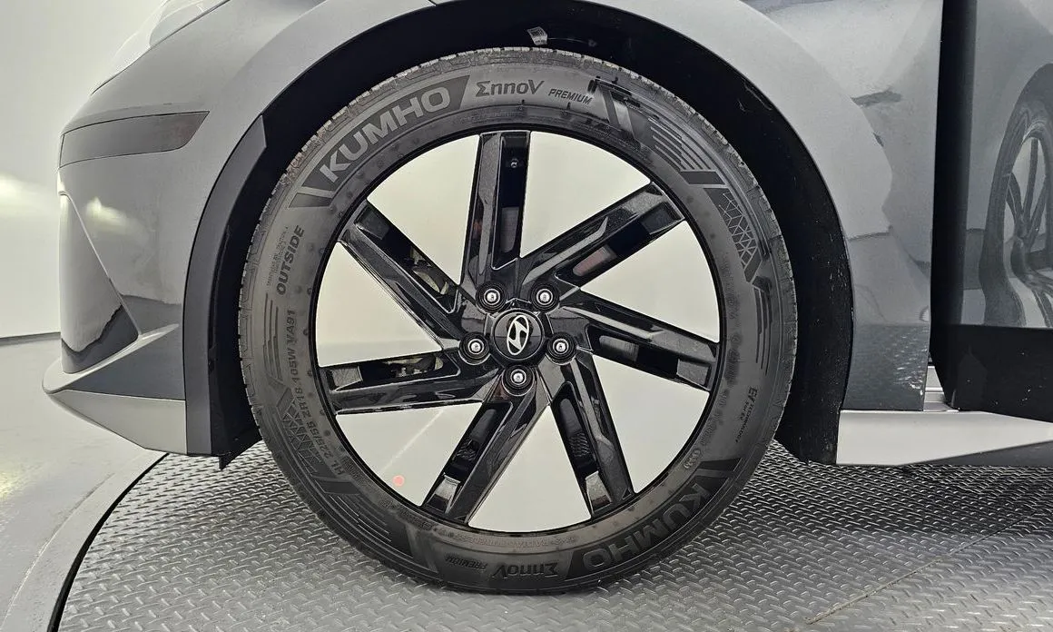 Hyundai Ioniq6 — фото 7