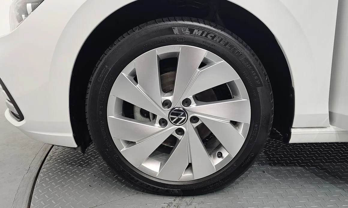 Volkswagen Golf 2022 из KR, фото 8