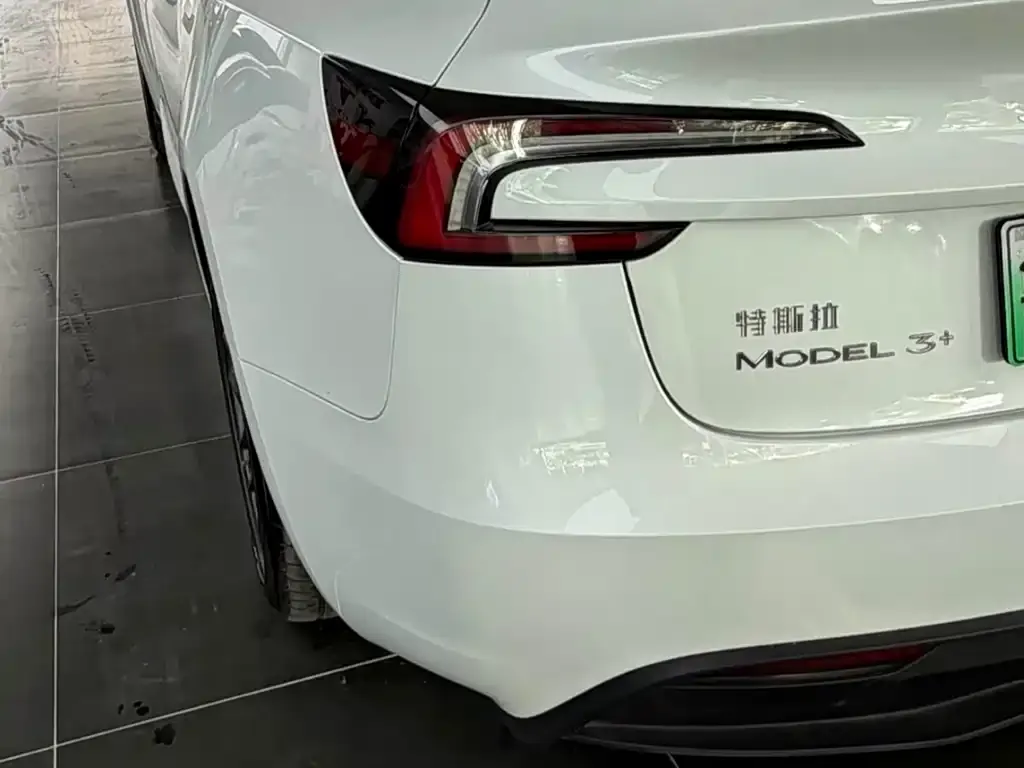 Tesla Model 3 — фото 6