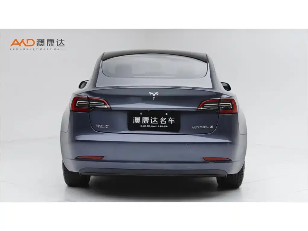 Tesla Model 3 — фото 2