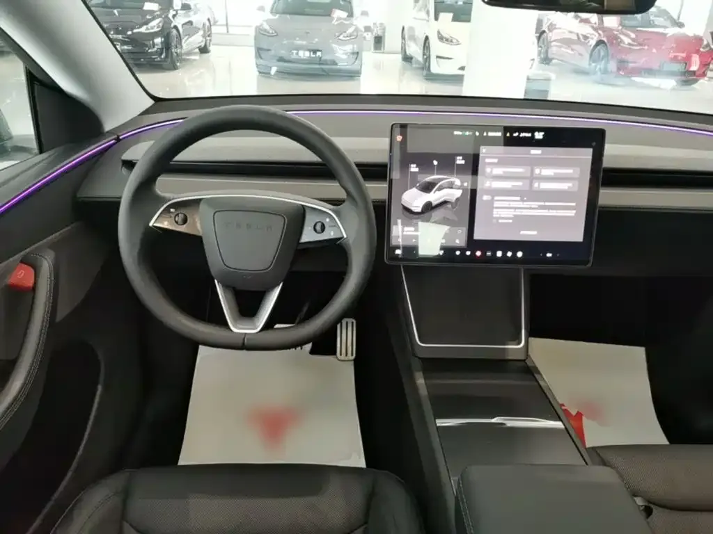 Tesla Model Y — фото 7