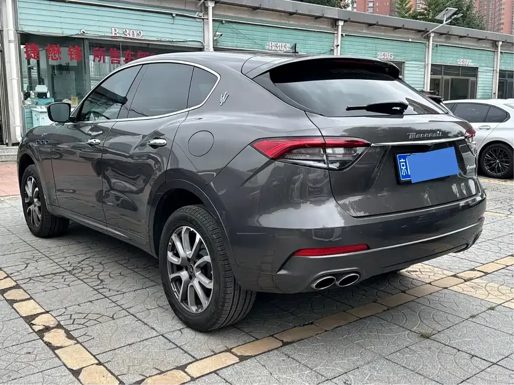 Maserati Levante — фото 7