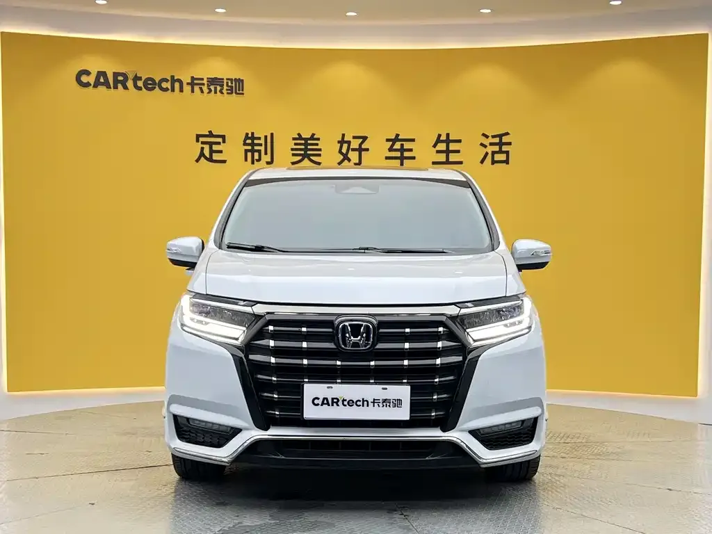 Honda Elysion 2024 из CN, фото 2