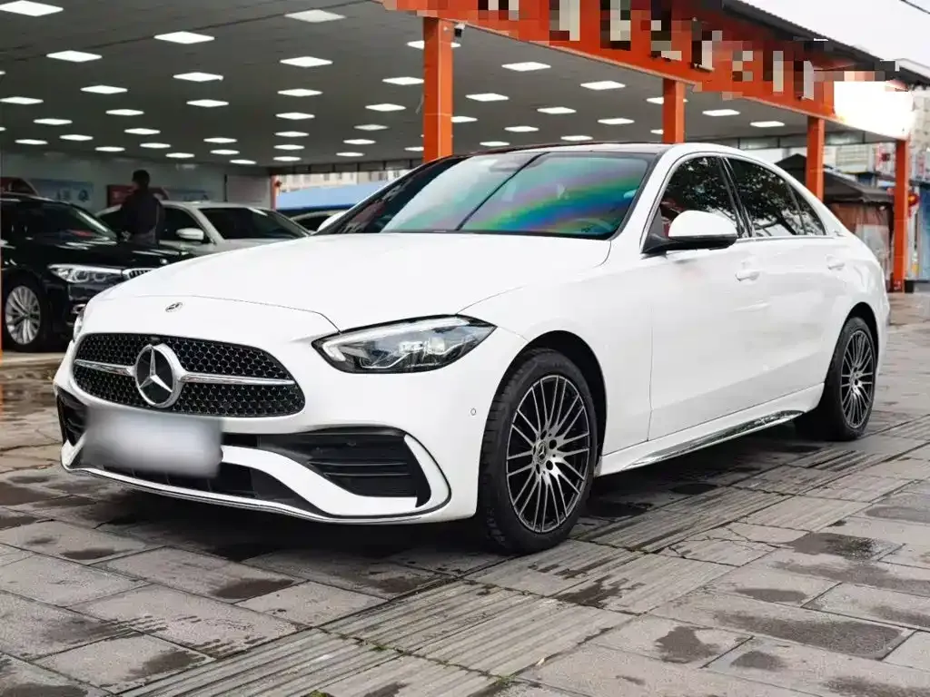 Mercedes-Benz C-Class — фото 1