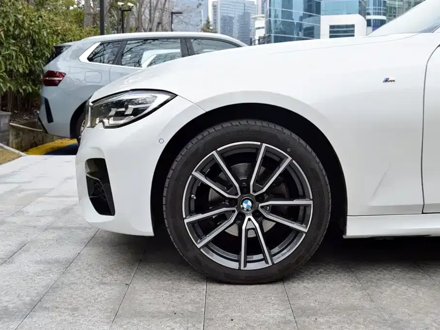 BMW 3 Series — фото 10