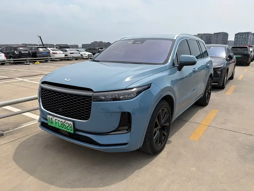 Li Auto ONE