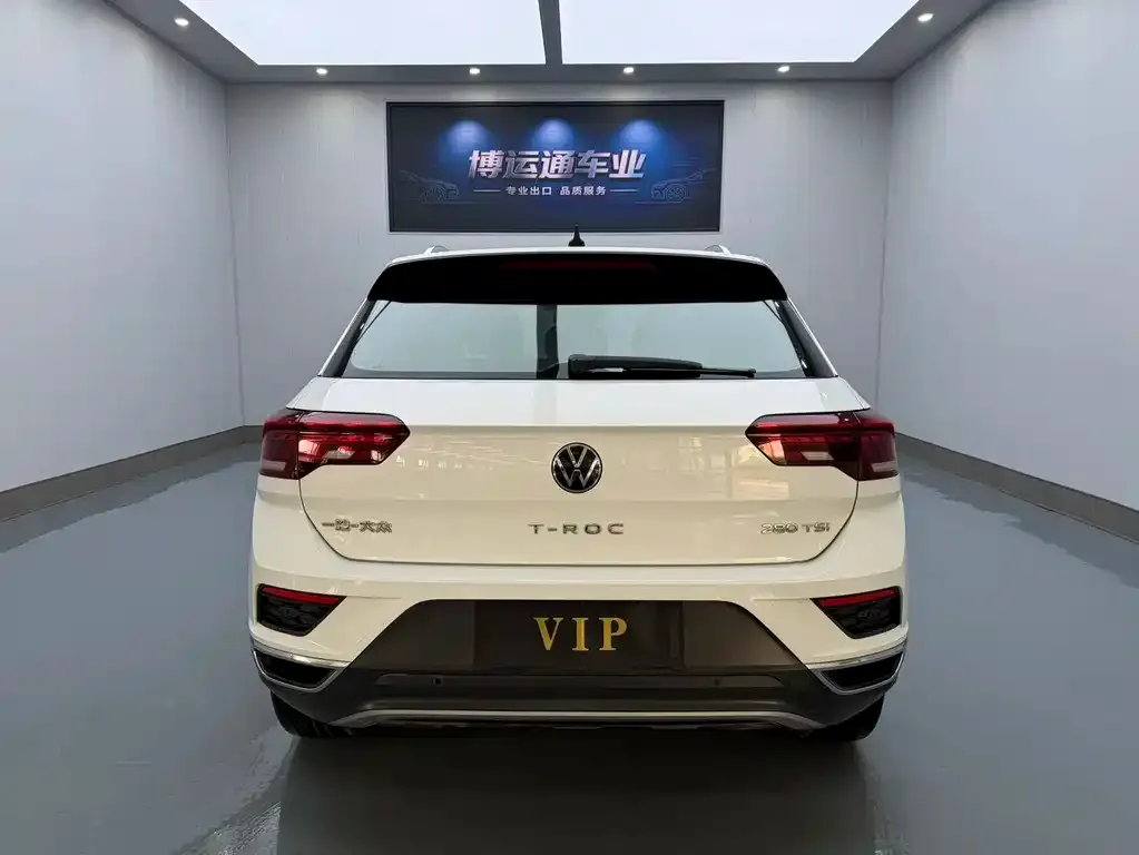 Volkswagen T-Roc — фото 2