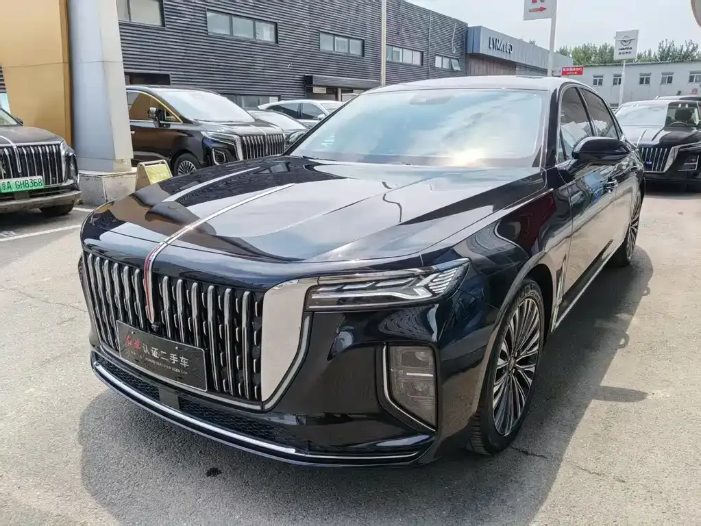 Hongqi H9 — фото 1