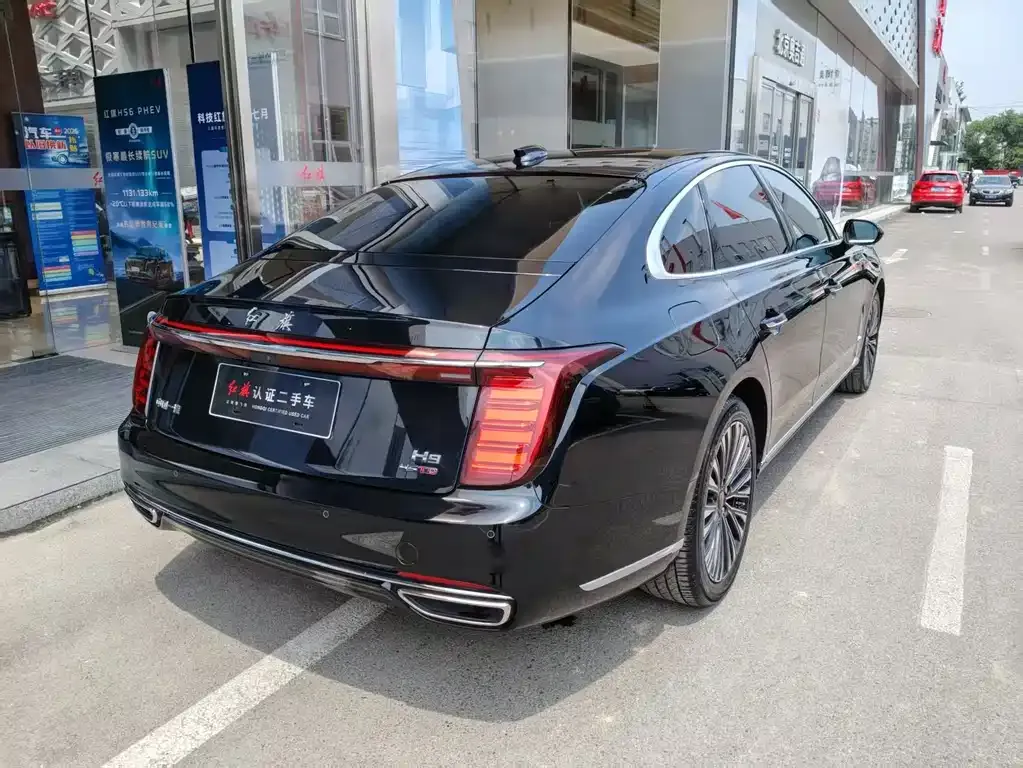 Hongqi H9 — фото 10