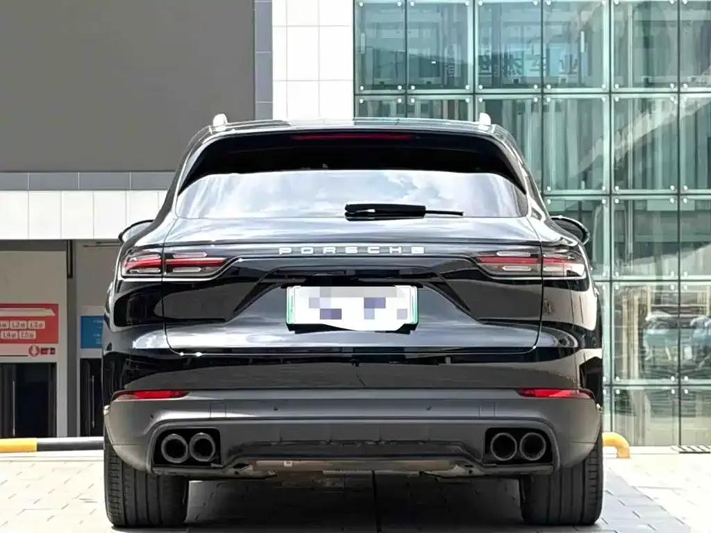 Porsche Cayenne Hybrid — фото 6