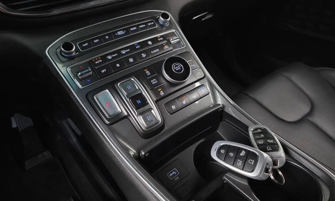Hyundai Santafe — фото 3
