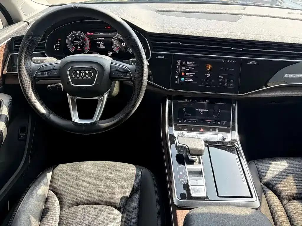 Audi Q7 — фото 5