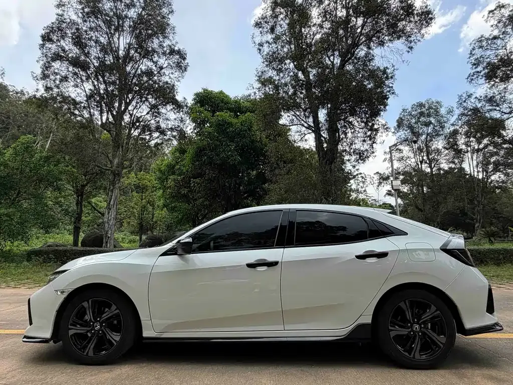 Honda Civic — фото 7