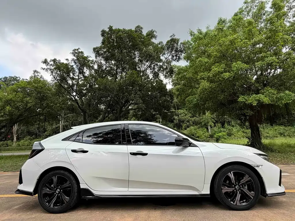 Honda Civic — фото 9