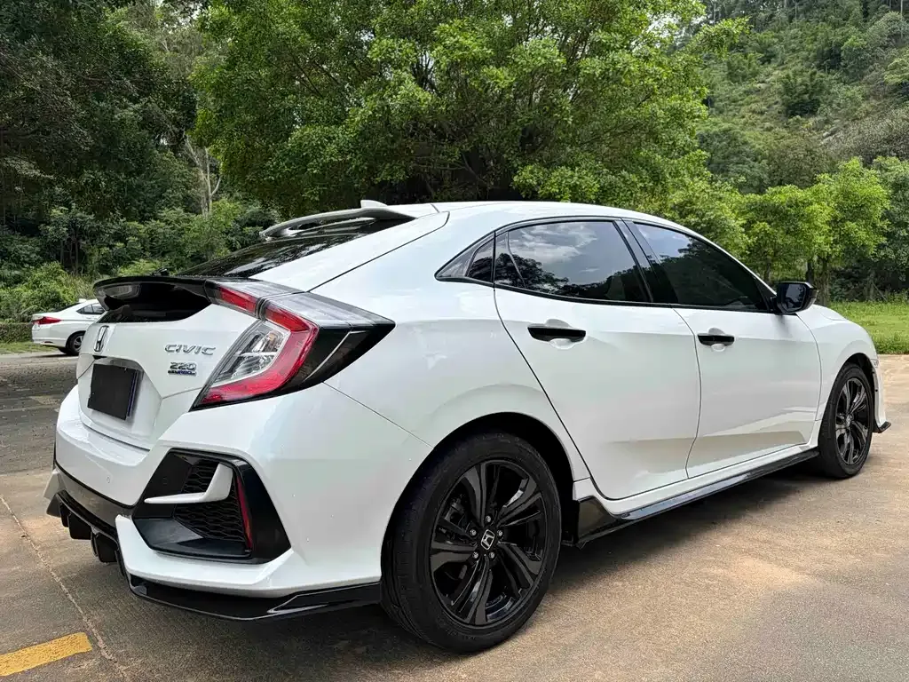Honda Civic — фото 8