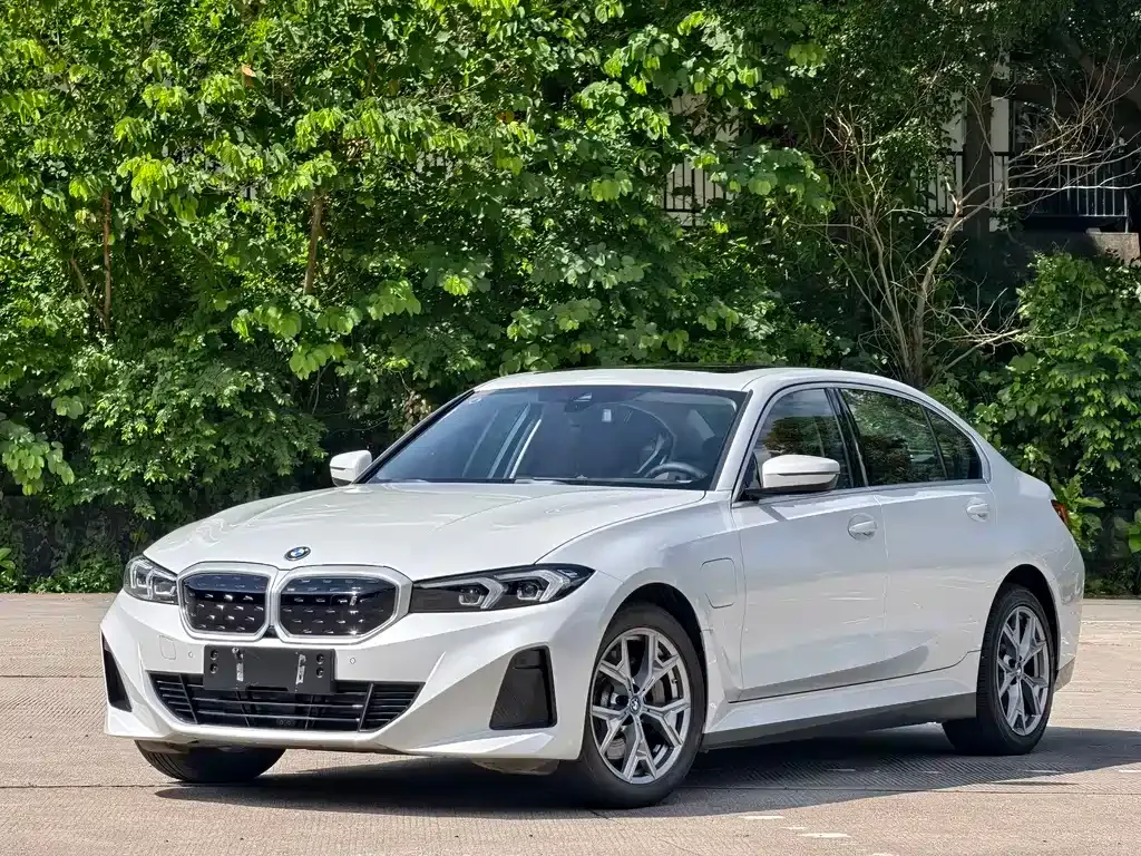 BMW i3 — фото 1