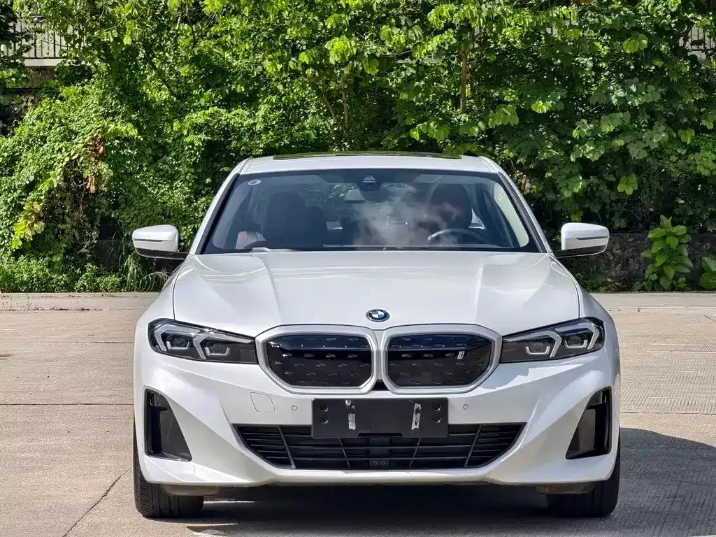 BMW i3 — фото 9