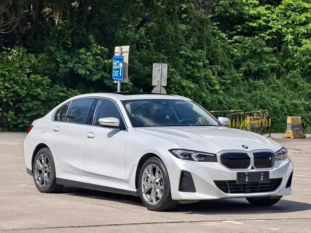 BMW i3 — фото 10