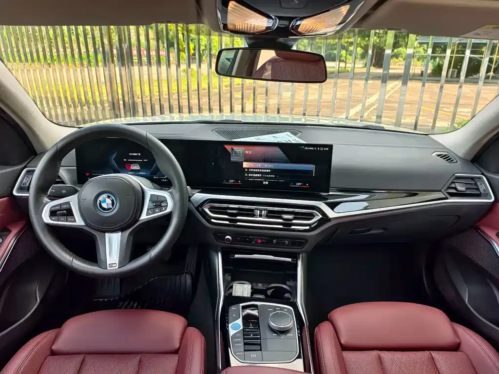BMW i3 — фото 5