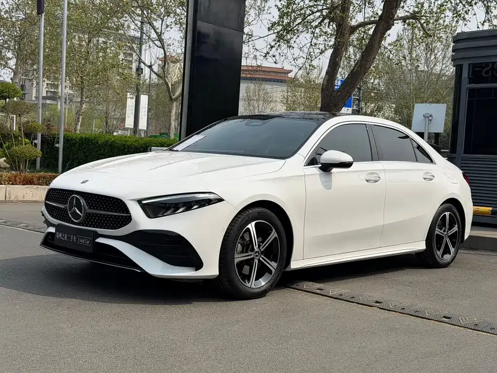 Mercedes-Benz A-Class — фото 1