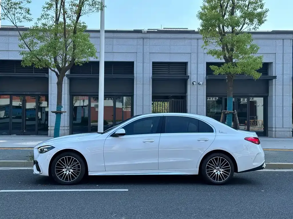 Mercedes-Benz C-Class — фото 2