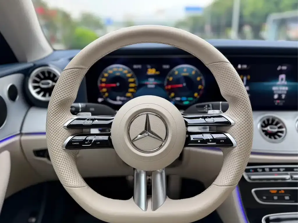 Mercedes-Benz E-Class (Import) — фото 9