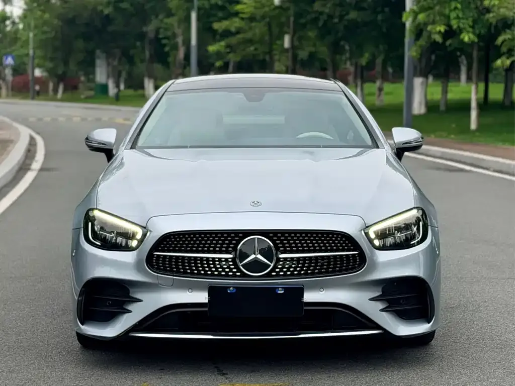 Mercedes-Benz E-Class (Import) — фото 5