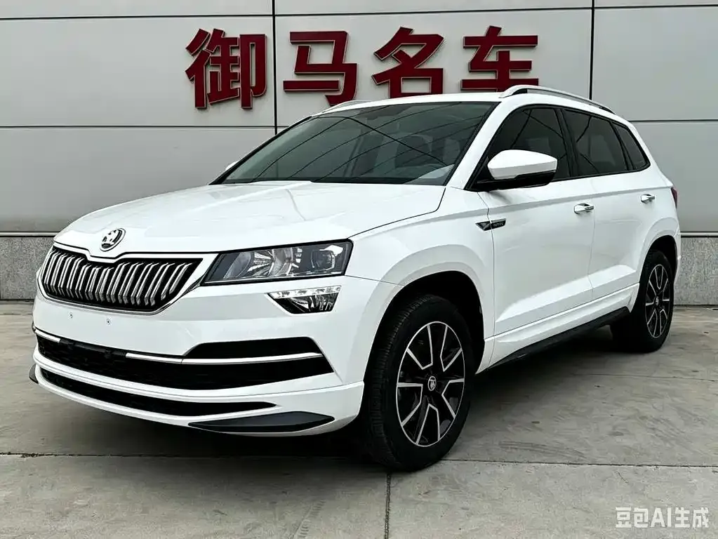Skoda Karoq — фото 1