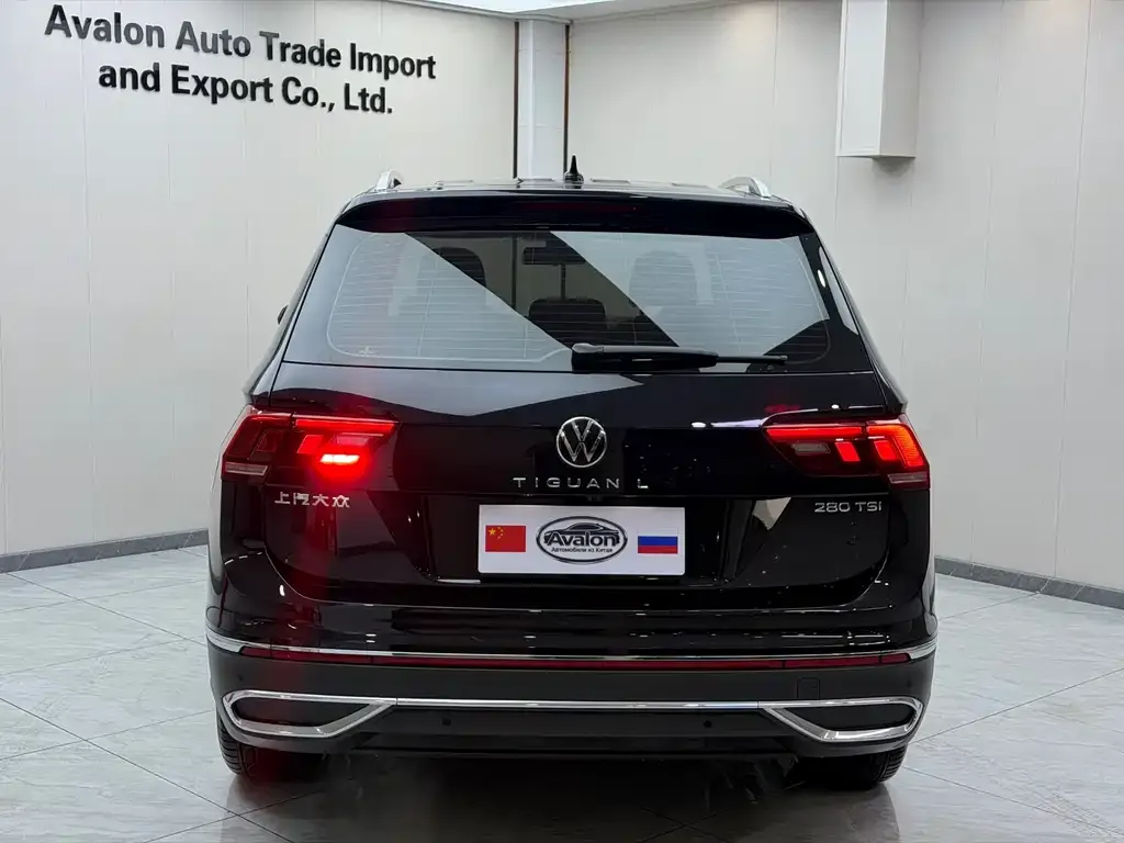Volkswagen Tiguan L — фото 2