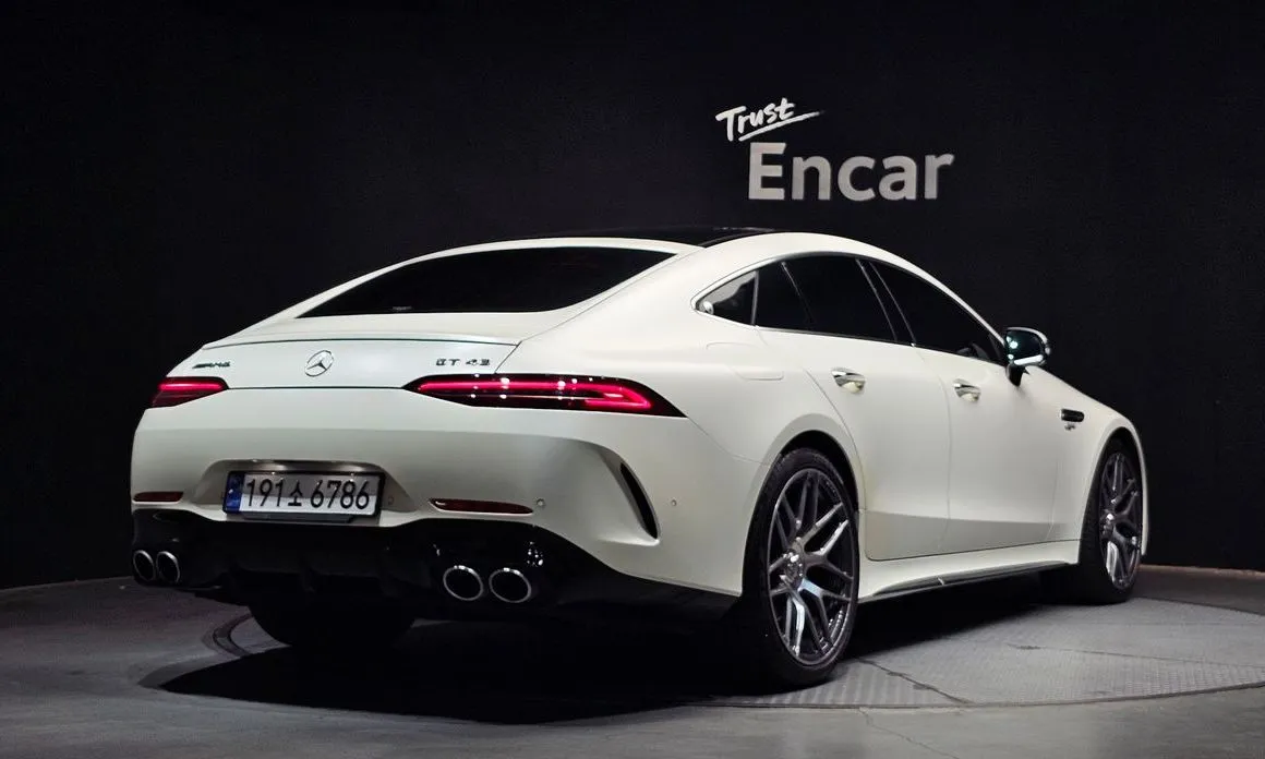 Mercedes-Benz AMG GT — фото 7