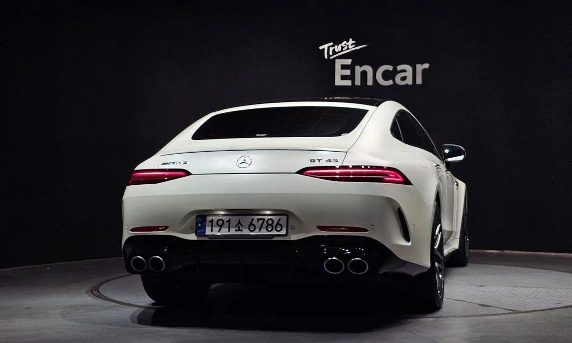 Mercedes-Benz AMG GT — фото 5