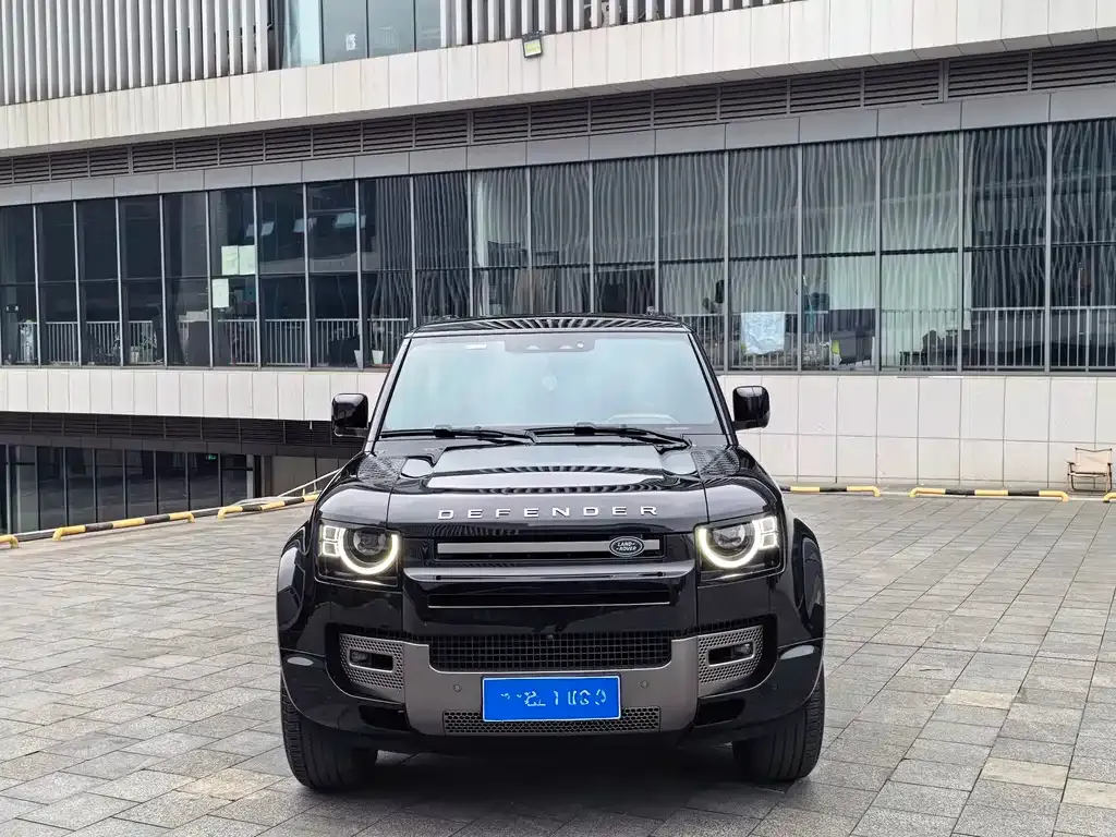 Land Rover Defender — фото 2