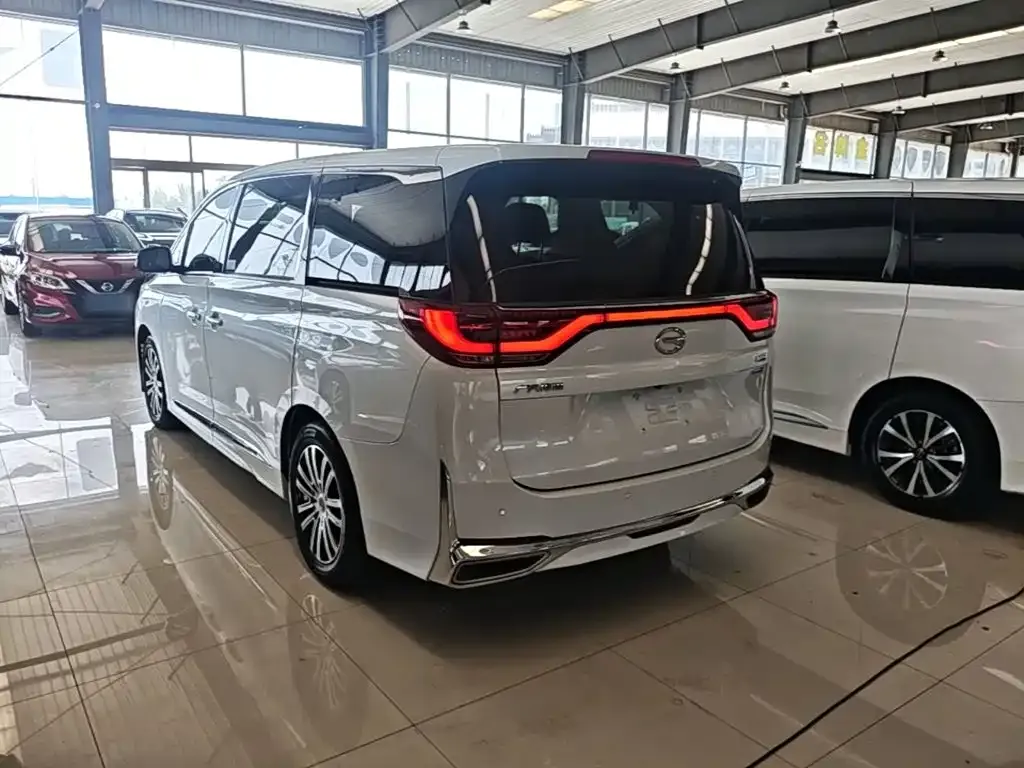 GAC Motor Trumpchi M8 — фото 8