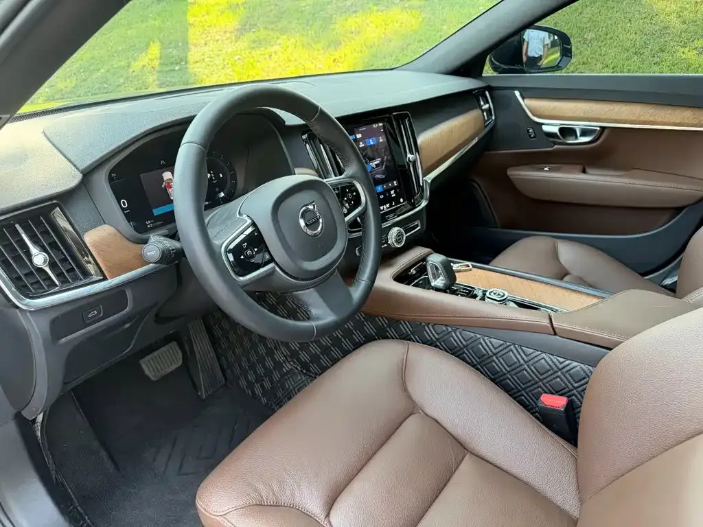 Volvo S90 — фото 3