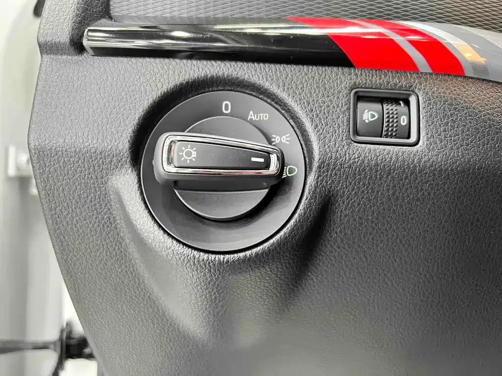 Skoda Kamiq — фото 10