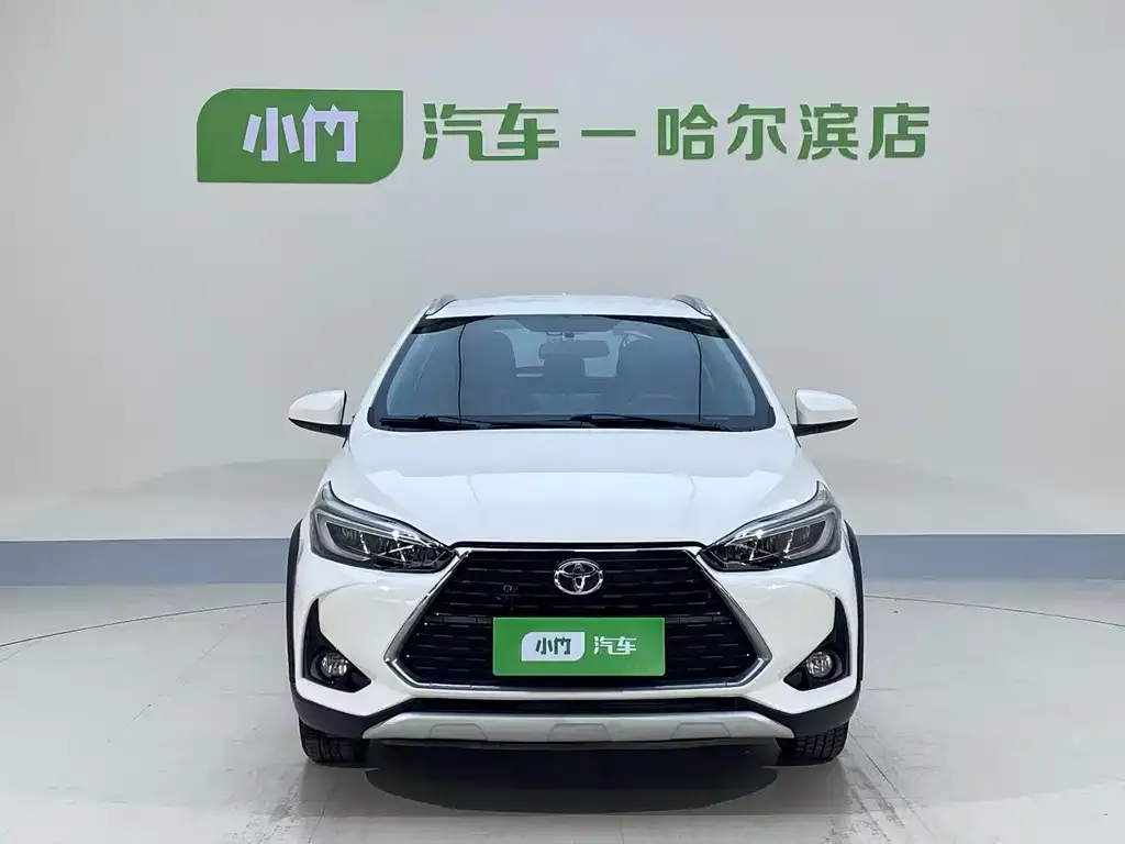 Toyota Yaris L — фото 6