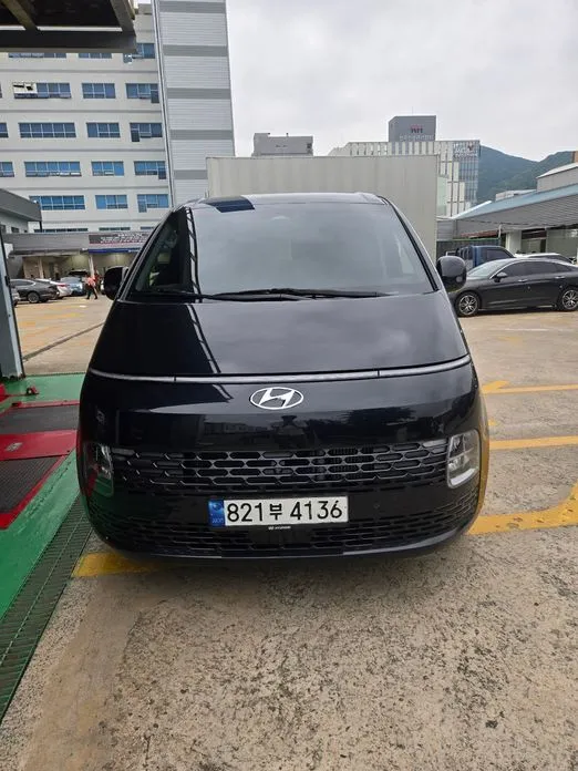 Hyundai Staria — фото 1