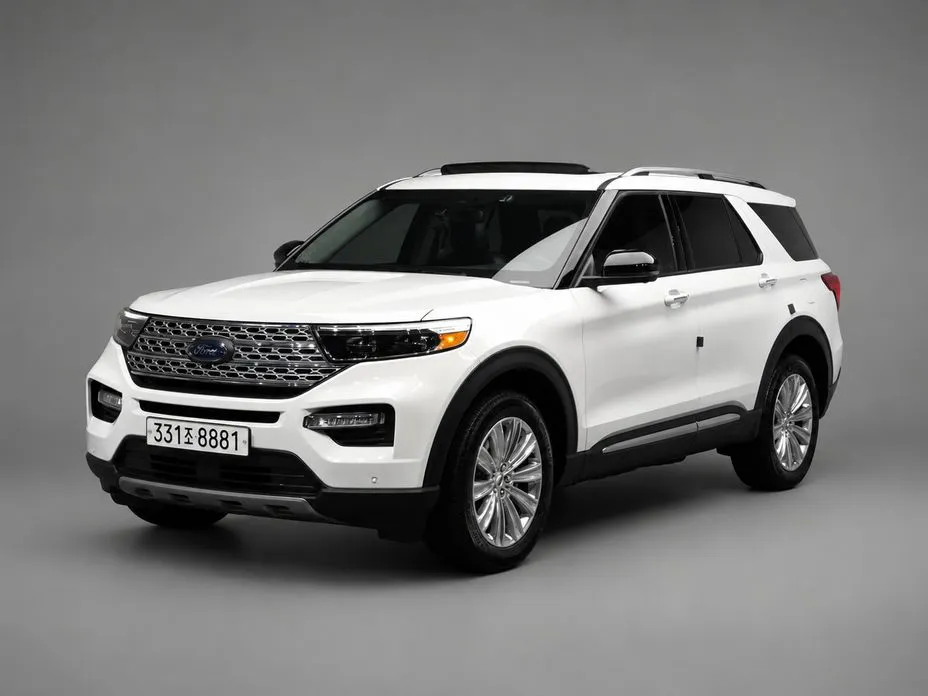 Ford Explorer — фото 1