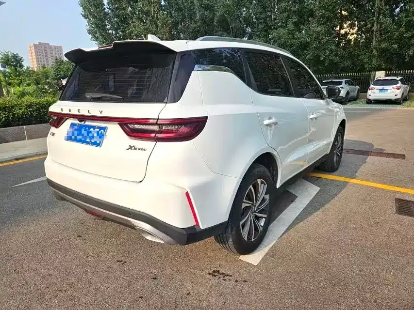 Geely Vision X6 — фото 8