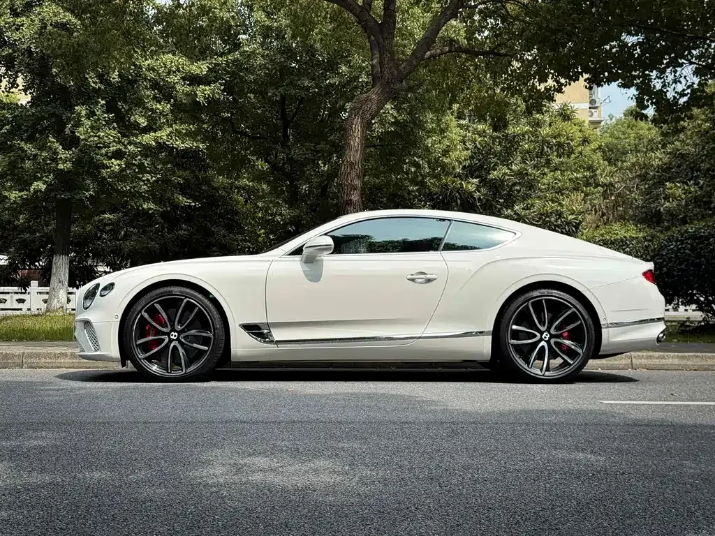 Bentley Continental — фото 6