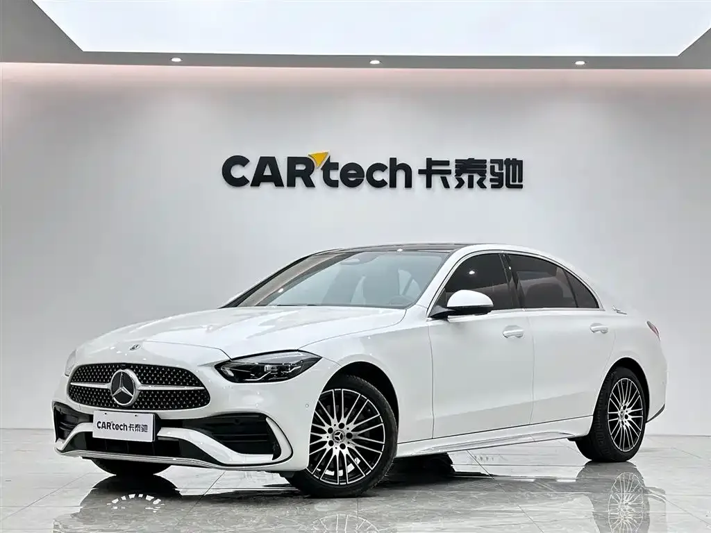 Mercedes-Benz C-Class — фото 1